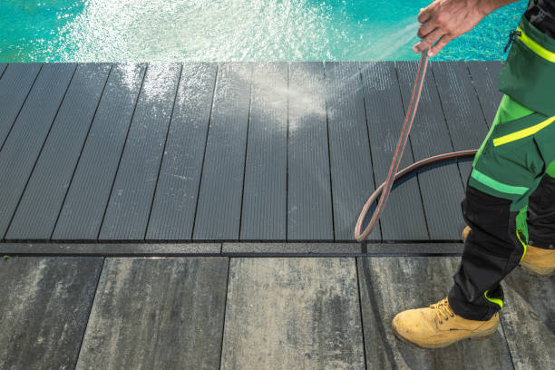 Best Deck Cleaning Services  in Fincastle, TN