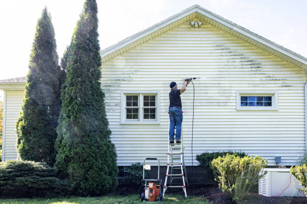 Best Deck Pressure Washing  in Fincastle, TN