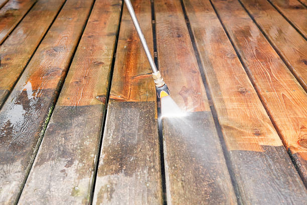 Why Choose Our Certified Pressure Washing Experts for Your Project Needs in Fincastle, TN?